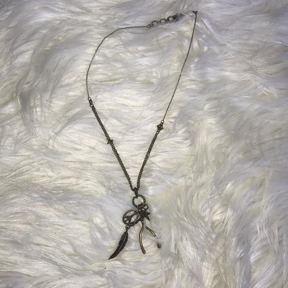 Lucky Brand Jewelry - 𝅺LUCKY Brand Charm Necklace